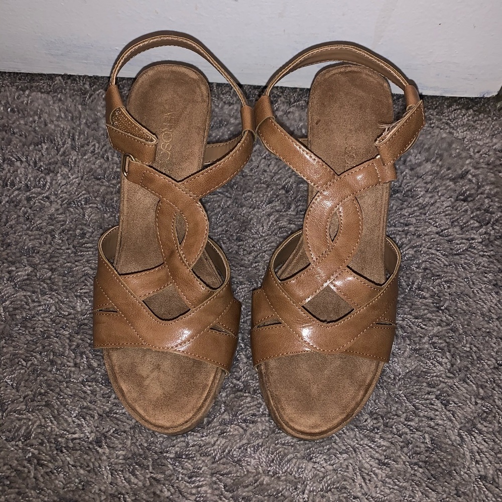 Women’s size 6.5 Aerosoles wedges